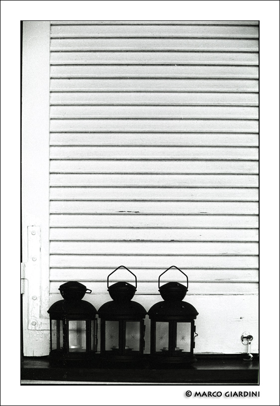 Window lamp - ©copyright Marco Giardini