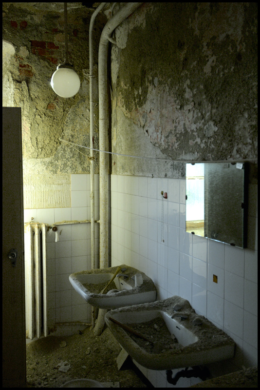 DMG3211 - ©copyright Marco Giardini